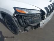 ✅ 2017 Jeep Cherokee Limited • VIN: 1C4PJMDS6HW590986 • Lot: 43103039. Listed on IAAI with 106,924 mi. Free auction sales archive from the USA and detailed vehicle history report at DreamBid. Image 22.