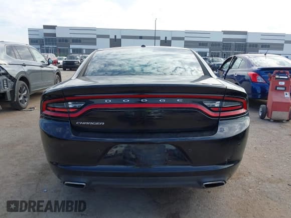 ✅ 2015 Dodge Charger SE • VIN: 2C3CDXBG0FH790137 • Лот: 43315700. Опубликован ранее на IAAI с пробегом 181 289 миль. Бесплатный доступ к архиву аукционных продаж из США и подробный отчёт об истории автомобиля на DreamBid. Изображение 16.