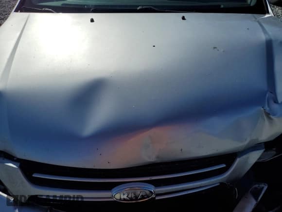 ✅ 2006 Kia Sedona LX • VIN: KNDMB233066065546 • Лот: 82468255. Опубликован ранее на Copart с пробегом 227 098 миль. Бесплатный доступ к архиву аукционных продаж из США и подробный отчёт об истории автомобиля на DreamBid. Изображение 12.