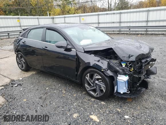 ✅ 2026 Hyundai Elantra Limited • VIN: KMHLP4DG9SU055867 • Лот: 90499125. Опубликован ранее на Copart с пробегом 7 038 миль. Бесплатный доступ к архиву аукционных продаж из США и подробный отчёт об истории автомобиля на DreamBid. Изображение 4.