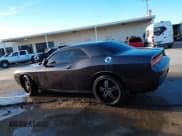 ✅ 2014 Dodge Challenger Rallye Redline • VIN: 2C3CDYAG9EH262165 • Lot: 41306790. Wystawiony na IAAI z przebiegiem 199 136 mil. Bezpłatny archiwum sprzedaży aukcyjnych z USA i szczegółowy raport historii pojazdu na DreamBid. Zdjęcie 14.