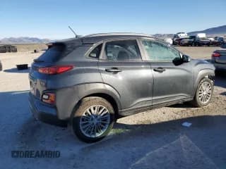 ✅ 2020 Hyundai Kona SEL • VIN: KM8K22AA4LU414008 • Лот: 79794273. Опубликован ранее на Copart с пробегом 34 194 миль. Бесплатный доступ к архиву аукционных продаж из США и подробный отчёт об истории автомобиля на DreamBid. Изображение 3.