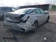 ✅ 2021 Nissan Altima SV • VIN: 1N4BL4DV5MN334620 • Lot: 43663401. Wystawiony na IAAI z przebiegiem 105 075 mil. Bezpłatny archiwum sprzedaży aukcyjnych z USA i szczegółowy raport historii pojazdu na DreamBid. Zdjęcie 4.