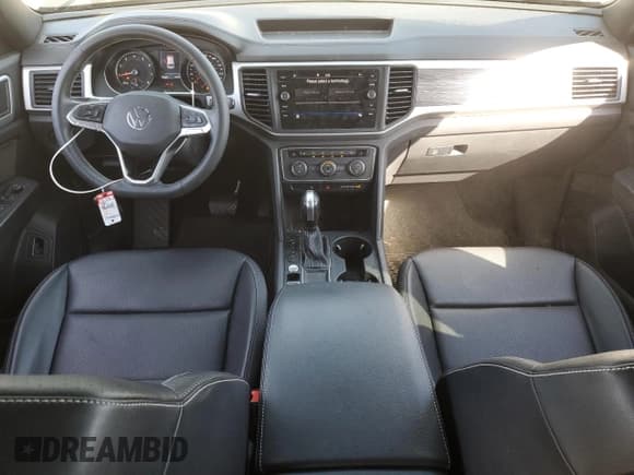 ✅ 2021 Volkswagen Atlas SE • VIN: 1V2WC2CA6MC228041 • Lot: 81188975. Listed on Copart with 85,549 mi. Free auction sales archive from the USA and detailed vehicle history report at DreamBid. Image 8.