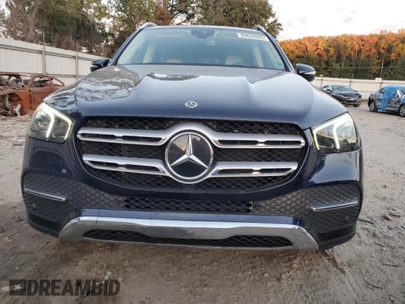 ✅ 2022 Mercedes-Benz GLE 350 • VIN: 4JGFB4KB2NA739541 • Лот: 89656995. Опубликован ранее на Copart с пробегом 27 967 миль. Бесплатный доступ к архиву аукционных продаж из США и подробный отчёт об истории автомобиля на DreamBid. Изображение 5.