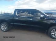 ✅ 2021 Chevrolet Silverado 1500 LTZ • VIN: 1GCUYGET2MZ332867 • Lot: 43314701. Wystawiony na IAAI z przebiegiem 68 138 mil. Bezpłatny archiwum sprzedaży aukcyjnych z USA i szczegółowy raport historii pojazdu na DreamBid. Zdjęcie 12.