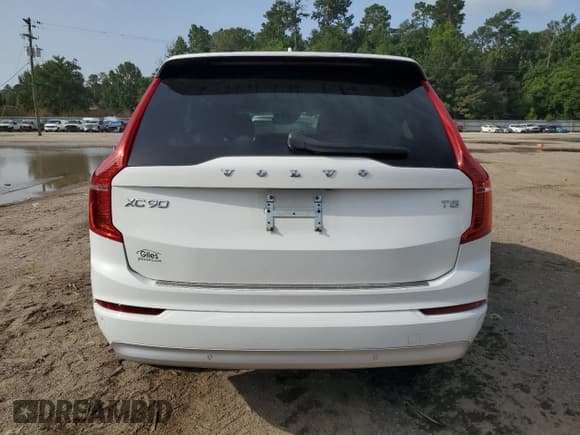 ✅ 2022 Volvo XC90 Momentum • VIN: YV4102CK9N1850088 • Лот: 63163305. Опубликован ранее на Copart с пробегом Не указан. Бесплатный доступ к архиву аукционных продаж из США и подробный отчёт об истории автомобиля на DreamBid. Изображение 6.