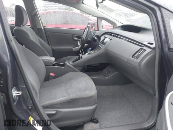✅ 2011 Toyota Prius II • VIN: JTDKN3DU9B0277502 • Lot: 43714129. Listed on IAAI with 203,936 mi. Free auction sales archive from the USA and detailed vehicle history report at DreamBid. Image 5.
