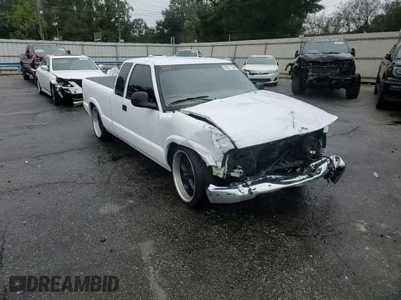 ✅ 1998 Chevrolet S-10 LS • VIN: 1GCCS19X7W8150498 • Лот: 80077364. Опубликован ранее на Copart с пробегом 138 634 миль. Бесплатный доступ к архиву аукционных продаж из США и подробный отчёт об истории автомобиля на DreamBid. Изображение 11.