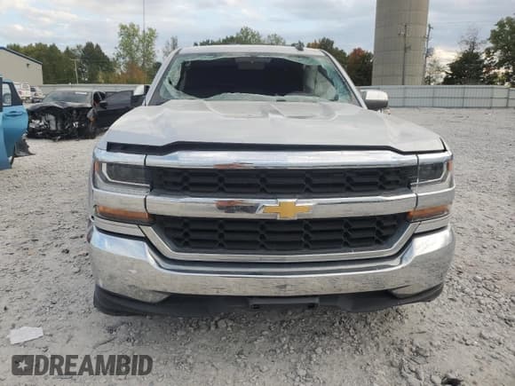 ✅ 2019 Chevrolet Silverado 1500 LT • VIN: 2GCRCPECXK1138646 • Lot: 82277965. Wystawiony na Copart z przebiegiem Nie podano. Bezpłatny archiwum sprzedaży aukcyjnych z USA i szczegółowy raport historii pojazdu na DreamBid. Zdjęcie 5.