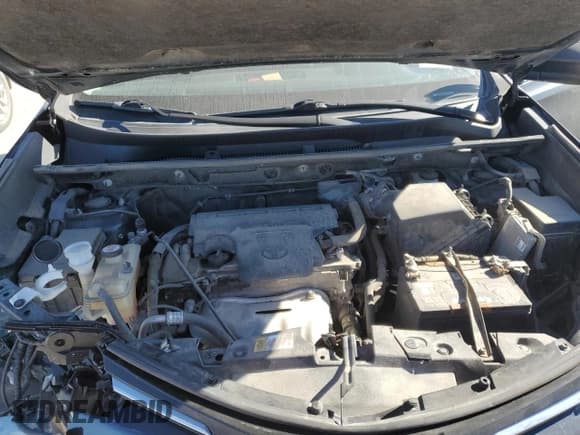 ✅ 2017 Toyota RAV4 LE • VIN: JTMZFREV7HJ718228 • Lot: 91387495. Wystawiony na Copart z przebiegiem 133 388 mil. Bezpłatny archiwum sprzedaży aukcyjnych z USA i szczegółowy raport historii pojazdu na DreamBid. Zdjęcie 12.