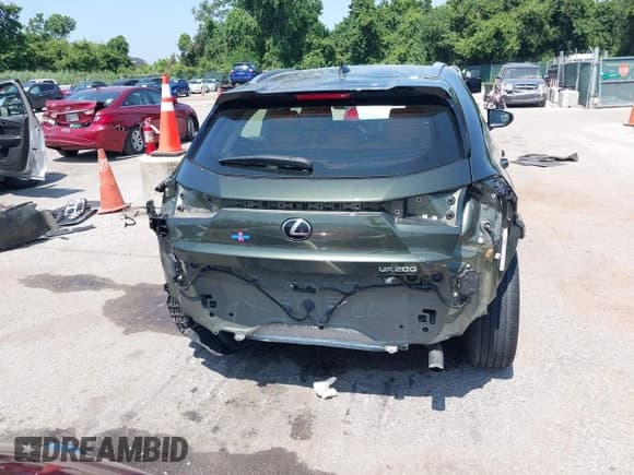 ✅ 2019 Lexus UX 200 • VIN: JTHY3JBH2K2008268 • Lot: 42777537. Wystawiony na IAAI z przebiegiem 53 089 mil. Bezpłatny archiwum sprzedaży aukcyjnych z USA i szczegółowy raport historii pojazdu na DreamBid. Zdjęcie 17.