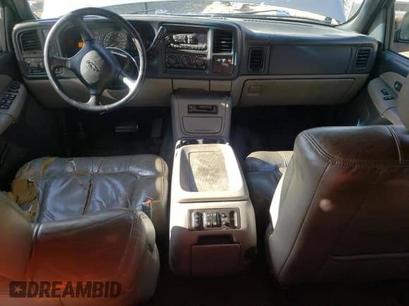 ✅ 2002 Chevrolet Suburban LT • VIN: 1GNEC16Z72J231717 • Лот: 86691164. Опубликован ранее на Copart с пробегом 360 491 миль. Бесплатный доступ к архиву аукционных продаж из США и подробный отчёт об истории автомобиля на DreamBid. Изображение 8.