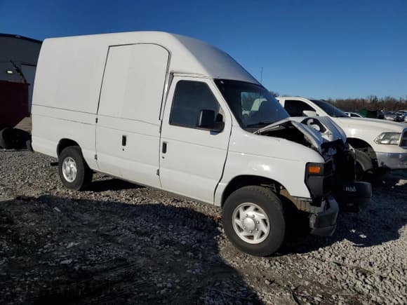 ✅ 2008 Ford Econoline Cargo Commercial • VIN: 1FTNS24L98DA34684 • Lot: 46922115. Listed on Copart with 90,471 mi. Free auction sales archive from the USA and detailed vehicle history report at DreamBid. Image 4.