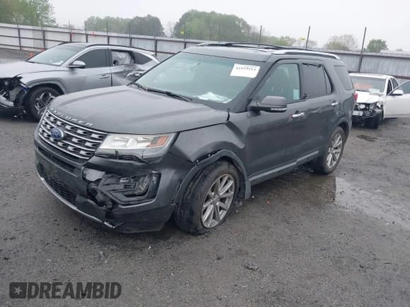 ✅ 2016 Ford Explorer Limited • VIN: 1FM5K8F82GGD15617 • Lot: 41959214. Wystawiony na IAAI z przebiegiem 121 842 mil. Bezpłatny archiwum sprzedaży aukcyjnych z USA i szczegółowy raport historii pojazdu na DreamBid. Zdjęcie 2.