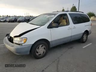 ✅ 1998 Toyota Sienna LE • VIN: 4T3ZF13C2WU059928 • Lot: 81786845. Listed on Copart with 211,229 mi. Free auction sales archive from the USA and detailed vehicle history report at DreamBid. Image 1.