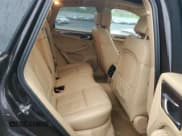 ✅ 2015 Porsche Macan S • VIN: WP1AB2A59FLB73817 • Lot: 85280554. Wystawiony na Copart z przebiegiem 71 759 mil. Bezpłatny archiwum sprzedaży aukcyjnych z USA i szczegółowy raport historii pojazdu na DreamBid. Zdjęcie 11.