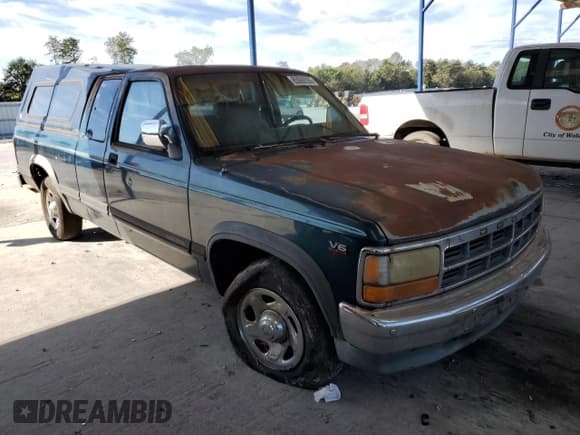 ✅ 1999 Dodge Dakota • VIN: 1B7GL23XXSS263484 • Lot: 85060555. Listed on Copart with 141,839 mi. Free auction sales archive from the USA and detailed vehicle history report at DreamBid. Image 4.