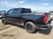 ✅ 2019 Chevrolet Silverado 1500 Custom • VIN: 3GCPYBEHXKG307353 • Lot: 70250425. Wystawiony na Copart z przebiegiem 42 137 mil. Bezpłatny archiwum sprzedaży aukcyjnych z USA i szczegółowy raport historii pojazdu na DreamBid. Zdjęcie 2.