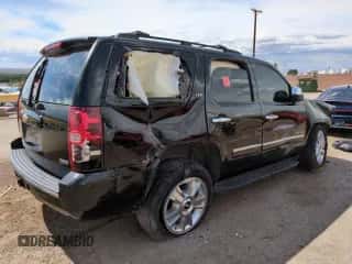 2009 Chevrolet Tahoe LTZ с VIN 1GNFC33019R141531, выставлен на аукционе Copart как лот 64512675 с пробегом Не указан миль и Списание • Salvage title. История ставок и продаж доступна на DreamBid. Изображение 3.