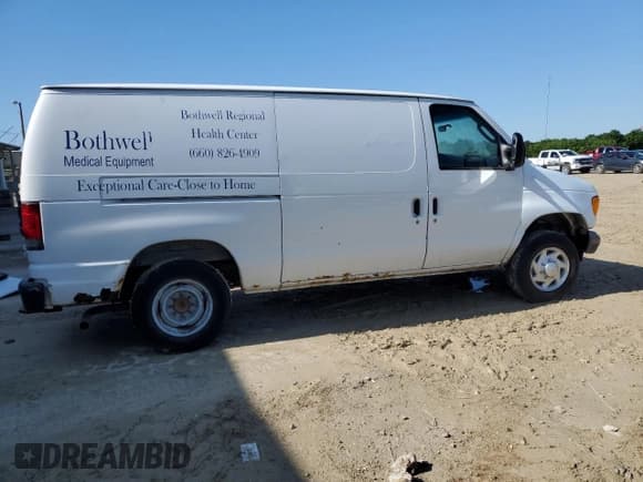 ✅ 2007 Ford Econoline Cargo Commercial • VIN: 1FTNE14W37DA69134 • Lot: 57874075. Wystawiony na Copart z przebiegiem 192 378 mil. Bezpłatny archiwum sprzedaży aukcyjnych z USA i szczegółowy raport historii pojazdu na DreamBid. Zdjęcie 3.