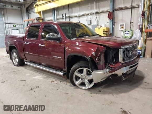 ✅ 2013 GMC Sierra 1500 SLT • VIN: 3GTP2WE70DG138799 • Lot: 41555069. Listed on IAAI with 137,850 mi. Free auction sales archive from the USA and detailed vehicle history report at DreamBid. Image 1.