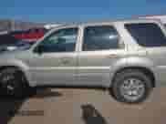 2005 Mercury Mariner Luxury with VIN 4M2CU56115DJ08104, listed as a IAAI auction lot 42703122 with 160,829 mi miles and . Bid and sale history available at DreamBid. Image 14.