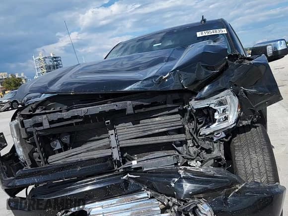 ✅ 2021 GMC Sierra 1500 Denali • VIN: 3GTP8FED4MG112436 • Lot: 81954835. Wystawiony na Copart z przebiegiem 93 009 mil. Bezpłatny archiwum sprzedaży aukcyjnych z USA i szczegółowy raport historii pojazdu na DreamBid. Zdjęcie 14.