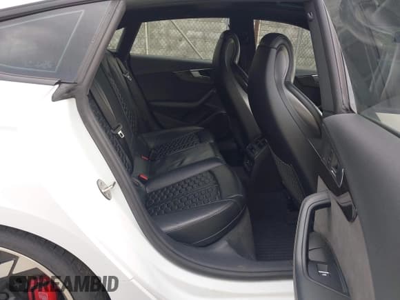 ✅ 2019 Audi RS 5 Sportback • VIN: WUABWCF5XKA901601 • Lot: 42636724. Listed on IAAI with 79,033 mi. Free auction sales archive from the USA and detailed vehicle history report at DreamBid. Image 8.