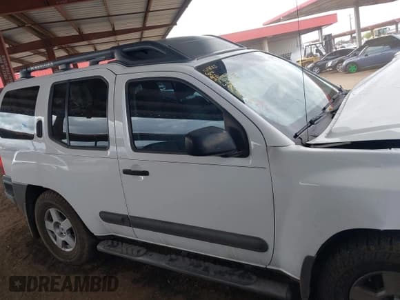 ✅ 2006 Nissan Xterra SE • VIN: 5N1AN08W36C505161 • Lot: 42208267. Wystawiony na IAAI z przebiegiem 130 214 mil. Bezpłatny archiwum sprzedaży aukcyjnych z USA i szczegółowy raport historii pojazdu na DreamBid. Zdjęcie 13.