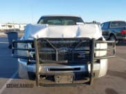 ✅ 2008 Chevrolet Silverado 2500HD Work Truck • VIN: 1GCHK29K68E146429 • Lot: 43489132. Wystawiony na IAAI z przebiegiem 248 399 mil. Bezpłatny archiwum sprzedaży aukcyjnych z USA i szczegółowy raport historii pojazdu na DreamBid. Zdjęcie 12.