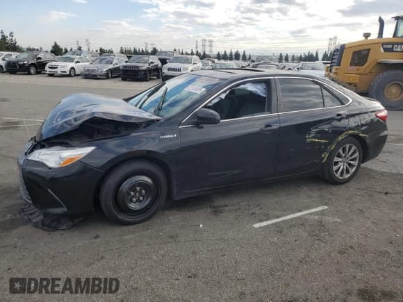 ✅ 2015 Toyota Camry XLE • VIN: 4T1BD1FK0FU157441 • Лот: 92930855. Опубликован ранее на Copart с пробегом 75 380 миль. Бесплатный доступ к архиву аукционных продаж из США и подробный отчёт об истории автомобиля на DreamBid. Изображение 1.