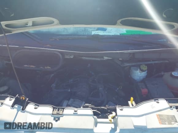 ✅ 2015 Ford Transit • VIN: 1FTNR1ZG8FKA78492 • Лот: 43676356. Опубликован ранее на IAAI с пробегом 199 542 миль. Бесплатный доступ к архиву аукционных продаж из США и подробный отчёт об истории автомобиля на DreamBid. Изображение 10.