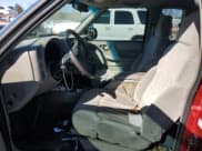 ✅ 2002 Chevrolet S-10 LS • VIN: 1GCCS19W528136777 • Лот: 44953165. Опубликован ранее на Copart с пробегом 128 106 миль. Бесплатный доступ к архиву аукционных продаж из США и подробный отчёт об истории автомобиля на DreamBid. Изображение 7.