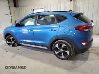 2018 Hyundai Tucson Value z VIN KM8J3CA24JU642434, wystawiony jako Copart lot #71197105 z przebiegiem 145 362 mil mil oraz Czysty tytuł • Clean title. Historia ofert i sprzedaży dostępna na DreamBid. Obrazek 2.