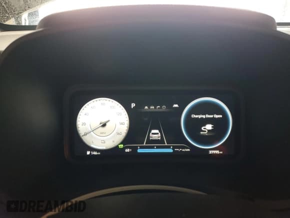 ✅ 2023 Hyundai Kona SEL • VIN: KM8K33AG3PU186872 • Lot: 89713975. Wystawiony na Copart z przebiegiem 37 995 mil. Bezpłatny archiwum sprzedaży aukcyjnych z USA i szczegółowy raport historii pojazdu na DreamBid. Zdjęcie 9.