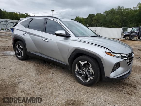 ✅ 2024 Hyundai Tucson SEL • VIN: 5NMJF3DE8RH409404 • Lot: 71185334. Wystawiony na Copart z przebiegiem 8 260 mil. Bezpłatny archiwum sprzedaży aukcyjnych z USA i szczegółowy raport historii pojazdu na DreamBid. Zdjęcie 4.