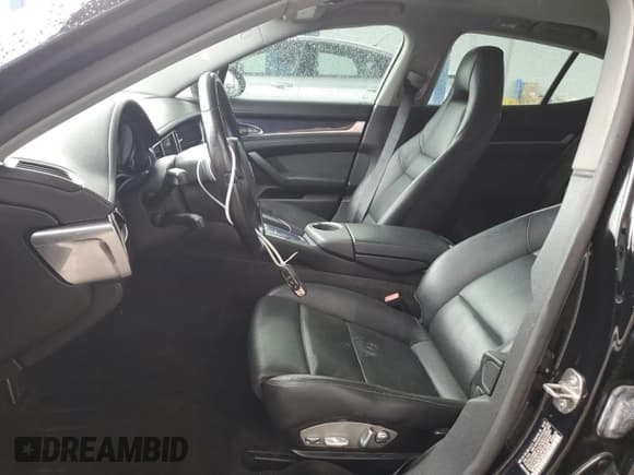 ✅ 2014 Porsche Panamera • VIN: WP0AA2A71EL013905 • Лот: 81370195. Опубликован ранее на Copart с пробегом 136 202 миль. Бесплатный доступ к архиву аукционных продаж из США и подробный отчёт об истории автомобиля на DreamBid. Изображение 7.