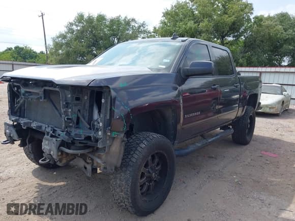 ✅ 2016 Chevrolet Silverado 1500 LT • VIN: 3GCUKREC4GG162593 • Lot: 42292458. Wystawiony na IAAI z przebiegiem 141 619 mil. Bezpłatny archiwum sprzedaży aukcyjnych z USA i szczegółowy raport historii pojazdu na DreamBid. Zdjęcie 18.