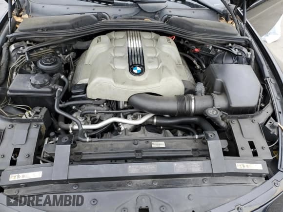 ✅ 2004 BMW 6 Series 645Ci • VIN: WBAEK73404B322846 • Лот: 42733315. Опубликован ранее на Copart с пробегом Не указан. Бесплатный доступ к архиву аукционных продаж из США и подробный отчёт об истории автомобиля на DreamBid. Изображение 11.