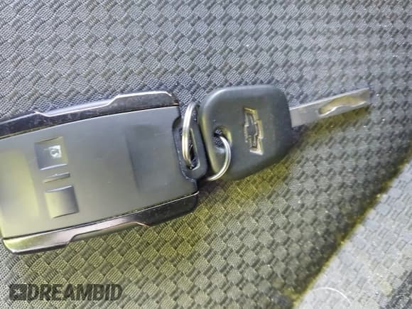 ✅ 2018 Chevrolet Colorado 2WD LT • VIN: 1GCGSCEN4J1163969 • Lot: 43756602. Wystawiony na IAAI z przebiegiem 71 243 mil. Bezpłatny archiwum sprzedaży aukcyjnych z USA i szczegółowy raport historii pojazdu na DreamBid. Zdjęcie 11.