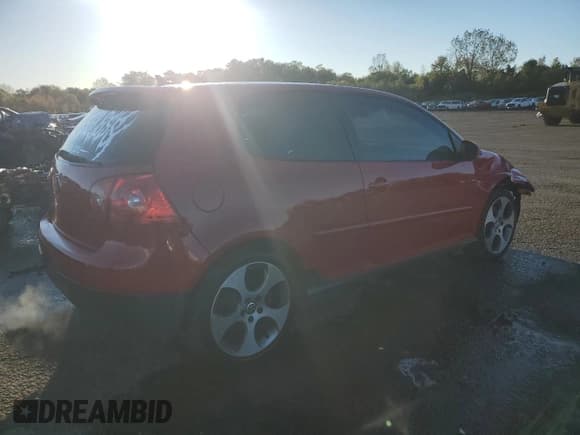 ✅ 2007 Volkswagen Golf GTI • VIN: WVWFV71KX7W273975 • Lot: 85892885. Listed on Copart with 57,539 mi. Free auction sales archive from the USA and detailed vehicle history report at DreamBid. Image 3.