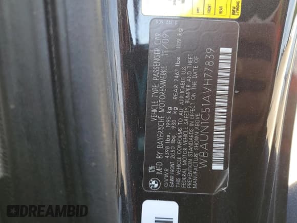 ✅ 2010 BMW 1 Series 128i • VIN: WBAUN1C51AVH77839 • Lot: 55184535. Listed on Copart with 132,360 mi. Free auction sales archive from the USA and detailed vehicle history report at DreamBid. Image 12.