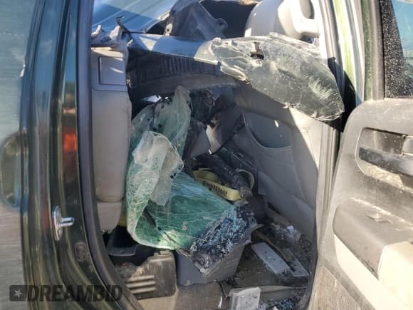 ✅ 2011 Toyota Tundra • VIN: 5TFUM5F13BX020644 • Lot: 80070613. Listed on Copart with Not provided. Free auction sales archive from the USA and detailed vehicle history report at DreamBid. Image 10.