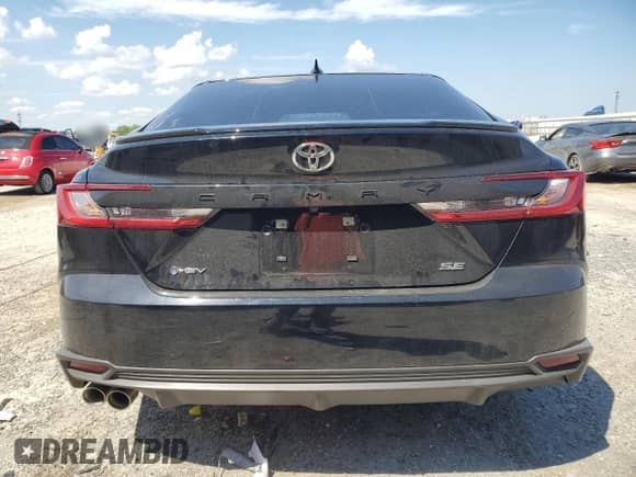 2025 Toyota Camry LE with VIN 4T1DAACK6SU189097, listed as a Copart auction lot 81190485 with 6,366 mi miles and Salvage title. Bid and sale history available at DreamBid. Image 6.