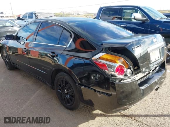 ✅ 2010 Nissan Altima SL • VIN: 1N4AL2AP3AN511926 • Lot: 43699709. Listed on IAAI with 256,145 mi. Free auction sales archive from the USA and detailed vehicle history report at DreamBid. Image 3.