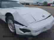 ✅ 1994 Chevrolet Corvette • VIN: 1G1YY32P0R5103497 • Lot: 43118727. Wystawiony na IAAI z przebiegiem 163 347 mil. Bezpłatny archiwum sprzedaży aukcyjnych z USA i szczegółowy raport historii pojazdu na DreamBid. Zdjęcie 6.