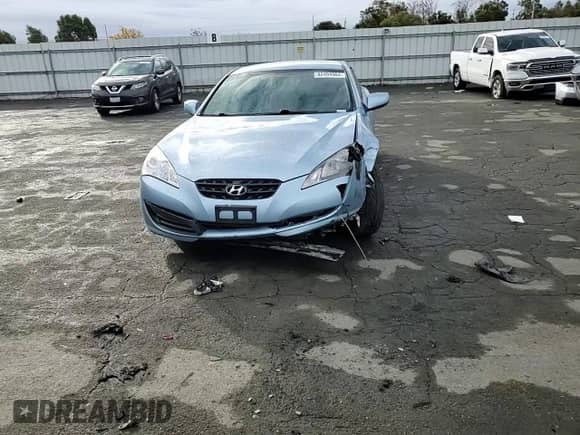 2011 Hyundai Genesis Coupe with VIN KMHHT6KD6BU049353, listed as a Copart auction lot 82494904 with 162,839 mi miles and Salvage title. Bid and sale history available at DreamBid. Image 11.