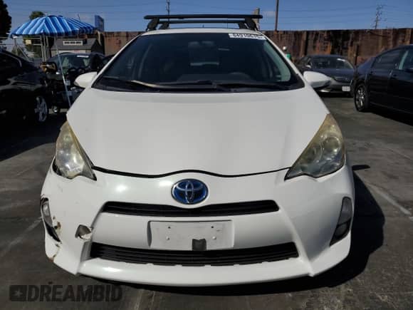 2012 Toyota Prius Two с VIN JTDKDTB39C1007307, выставлен на аукционе Copart как лот 84910615 с пробегом 235 656 миль миль и Списание • Salvage title. История ставок и продаж доступна на DreamBid. Изображение 5.