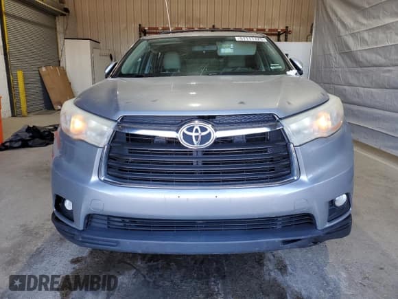 ✅ 2014 Toyota Highlander LE • VIN: 5TDBKRFH7ES041170 • Лот: 59275835. Опубликован ранее на Copart с пробегом 258 239 миль. Бесплатный доступ к архиву аукционных продаж из США и подробный отчёт об истории автомобиля на DreamBid. Изображение 5.